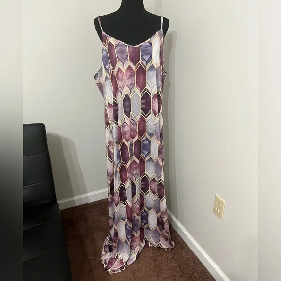 Dresses & Skirts - Geometric Multicolor Maxi Dress, XXL sleeveless